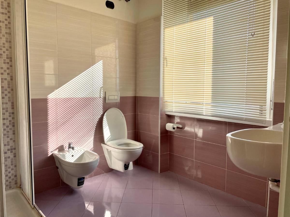 La Gloria Rho Private Rooms Only 외부 사진