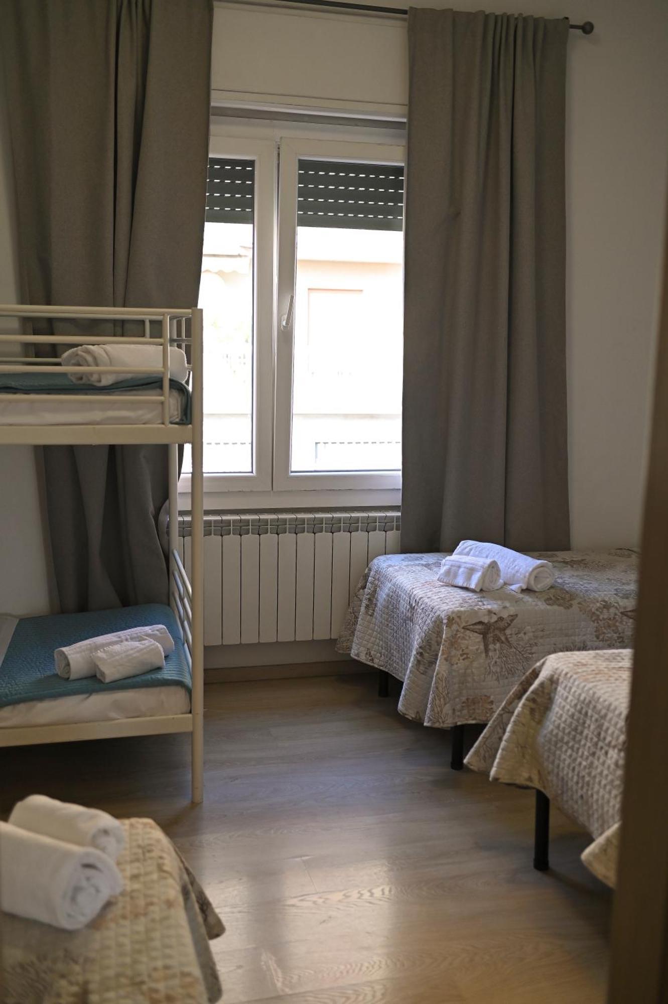 La Gloria Rho Private Rooms Only 외부 사진