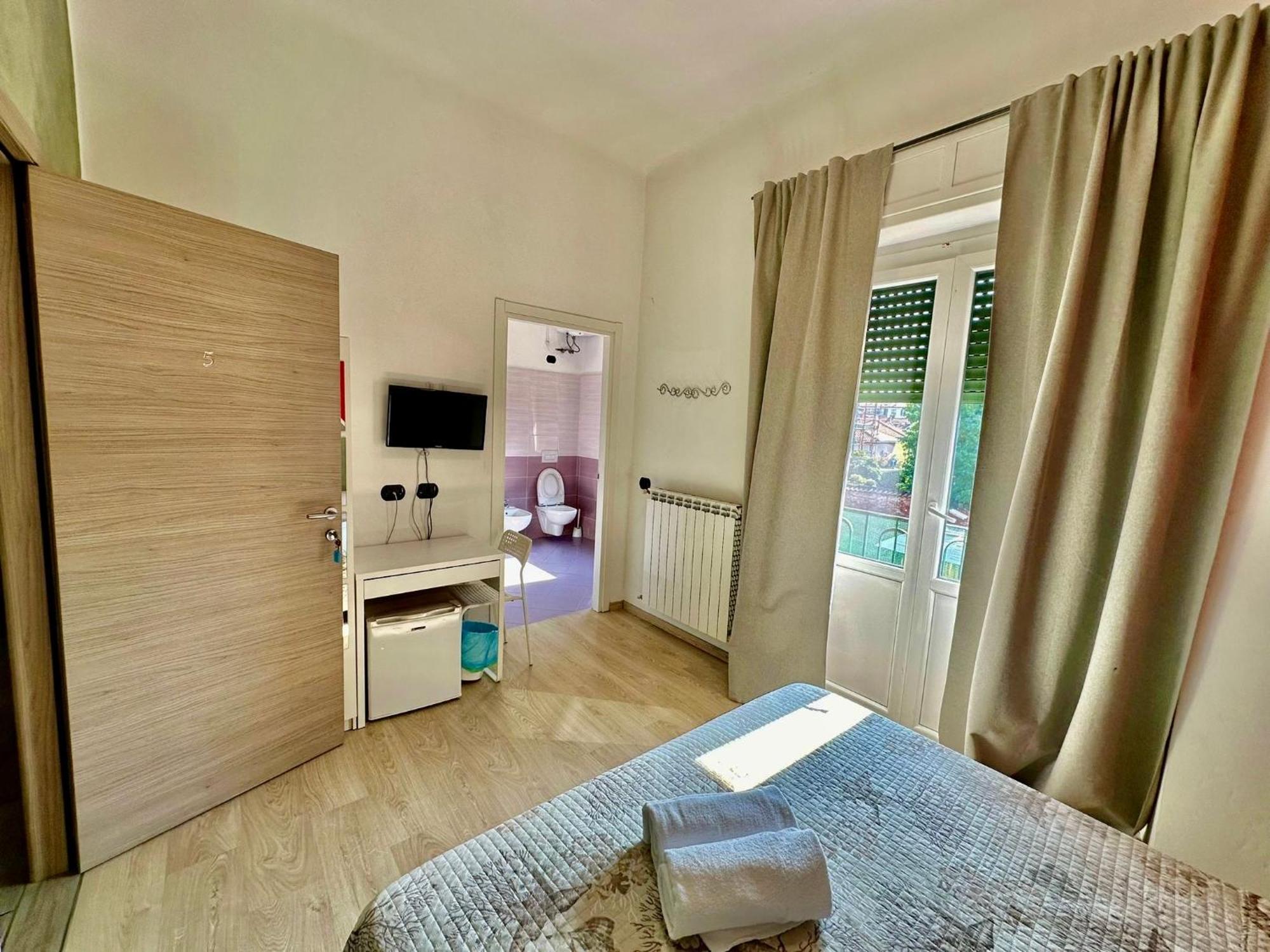 La Gloria Rho Private Rooms Only 외부 사진